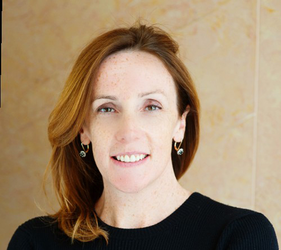 Evelyn Lee